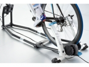 TACX Cyklotrenažér T2220 Flow Multiplayer  (bílá)
