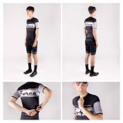 dres F RETRO UNI kr. rukáv, černo-zlatý XS