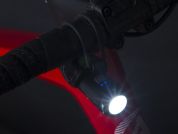 AUTHOR Světlo př. A-QUANTUM 750 lm USB L-Run (černá) AUTHOR Světlo př. A-QUANTUM 750 lm USB L-Run (černá)